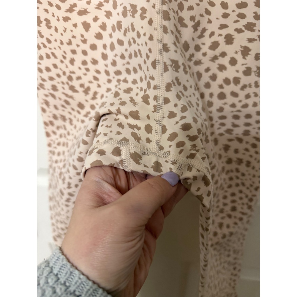 Tavi Active Womens High Waisted Leopard Print Leggings Tan Brown Size S 7/8 Crop - Picture 8 of 8